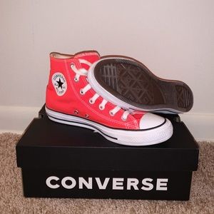 BRIGHT CRIMSON • HIGH TOP CONVERSE